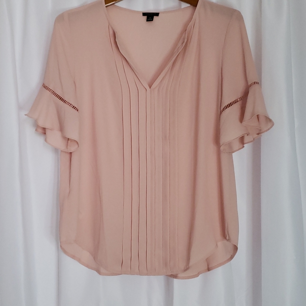 Ann Taylor pink/peach pull over top